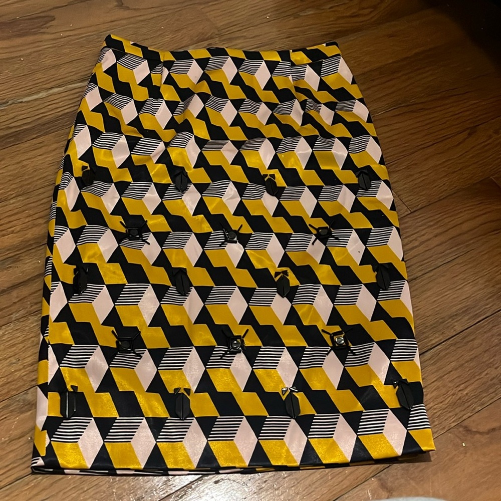 Stunning geometric pencil skirt from H&M